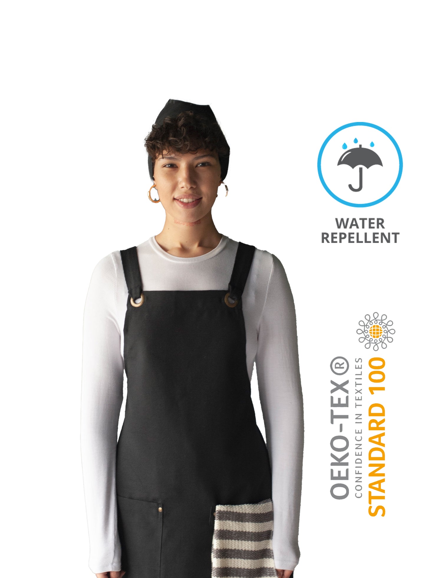 black waterproof apron for chefs