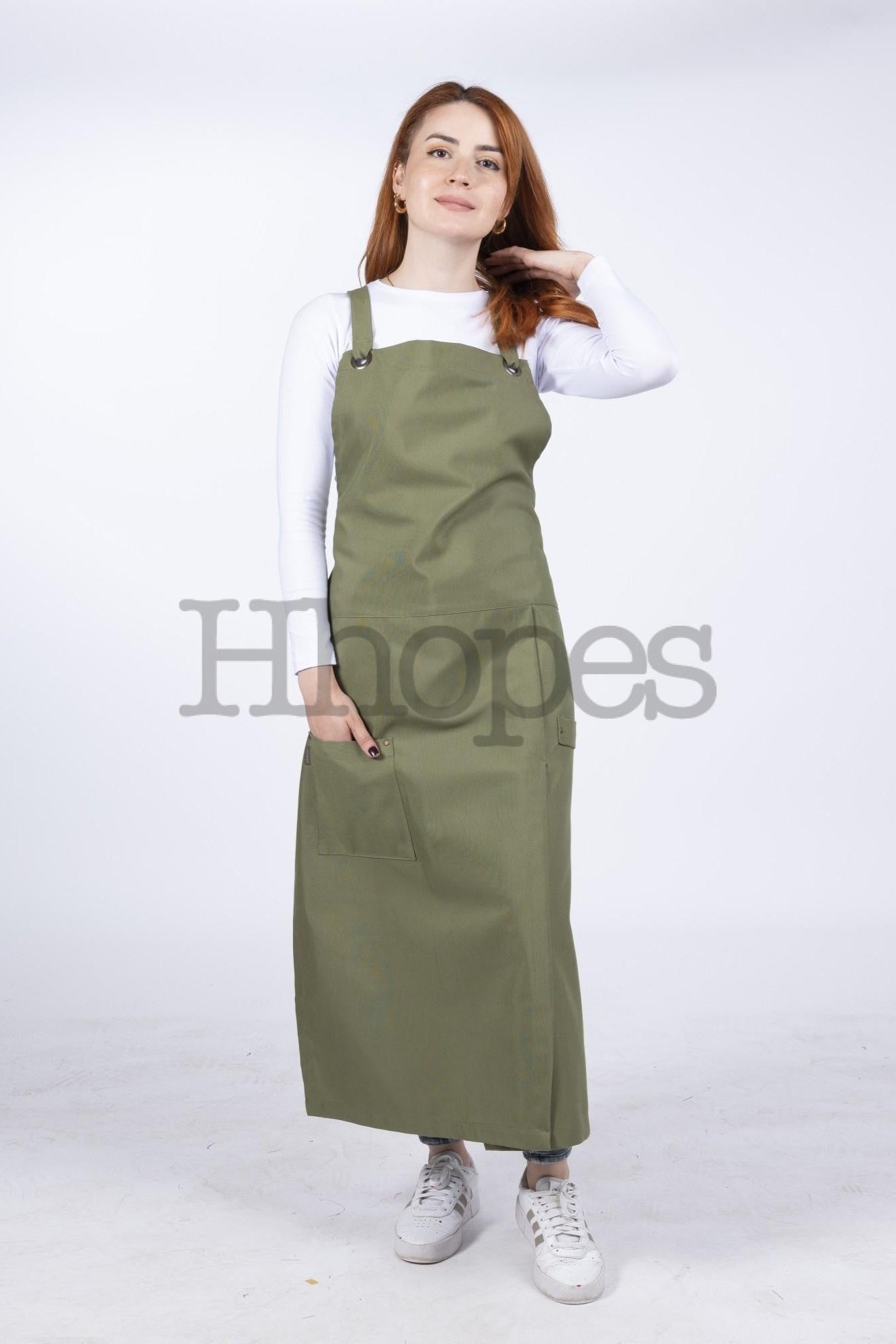 artist apron with large pocket and towel loop