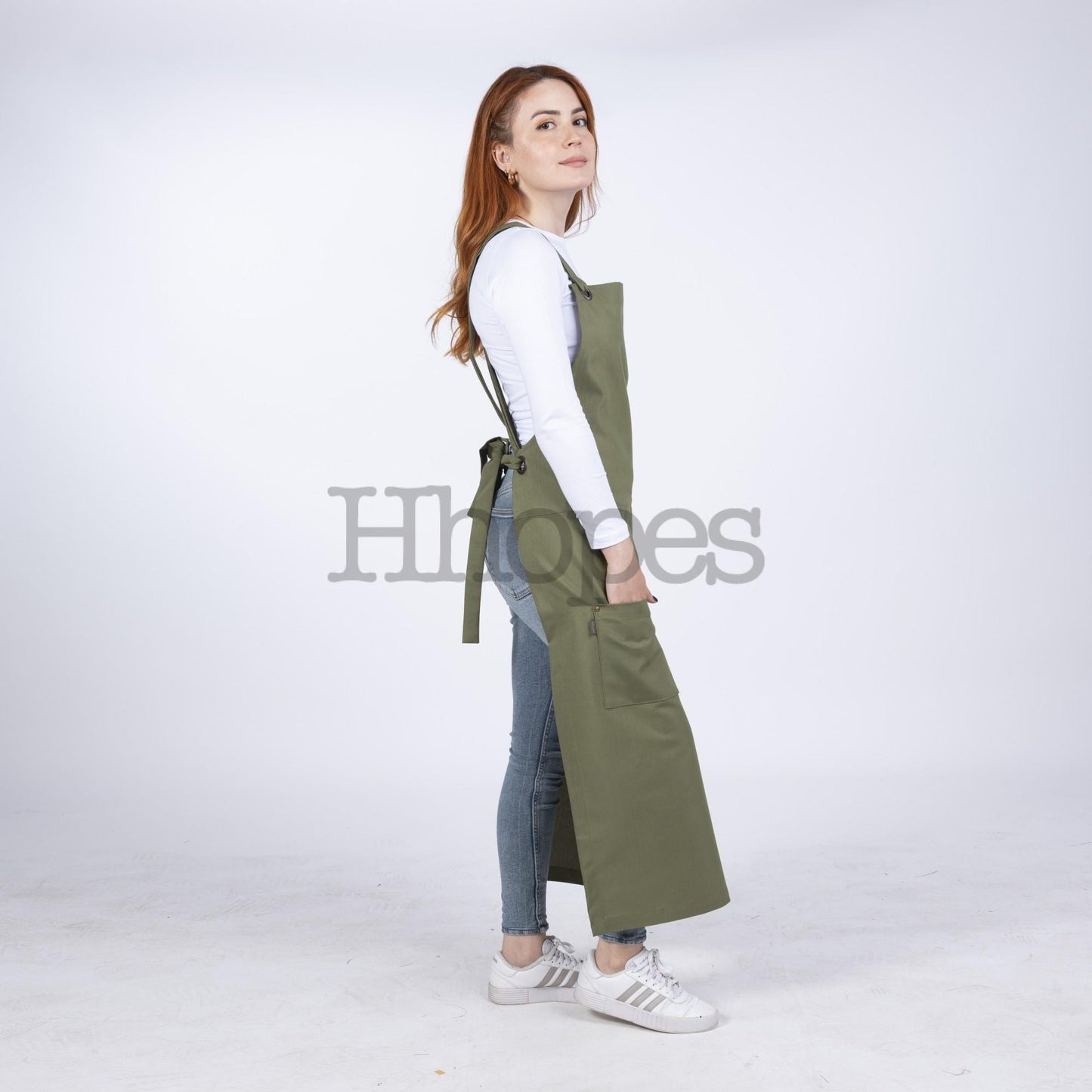 linen-texture green apron for studio work
