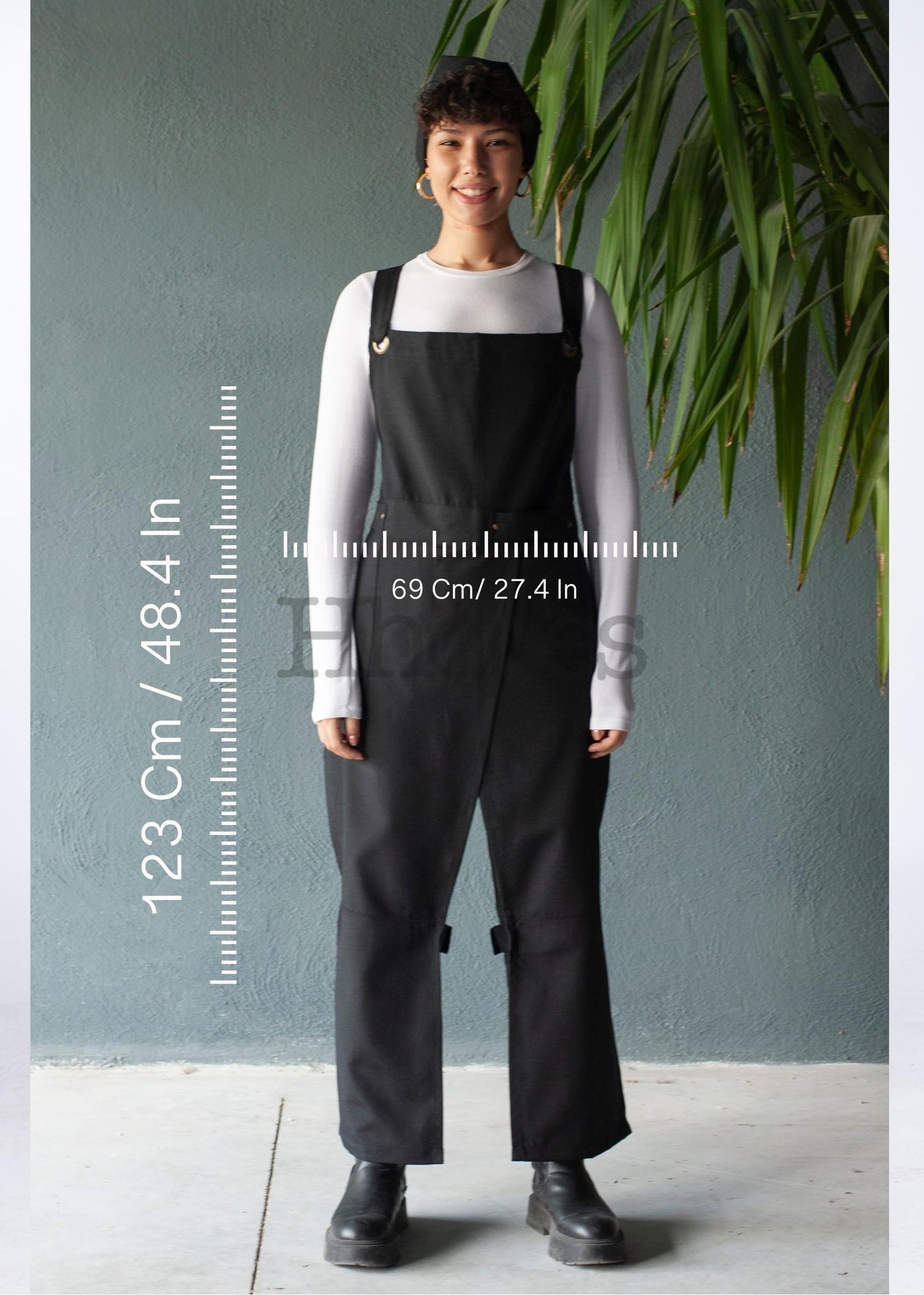 functional apron with soft fabric