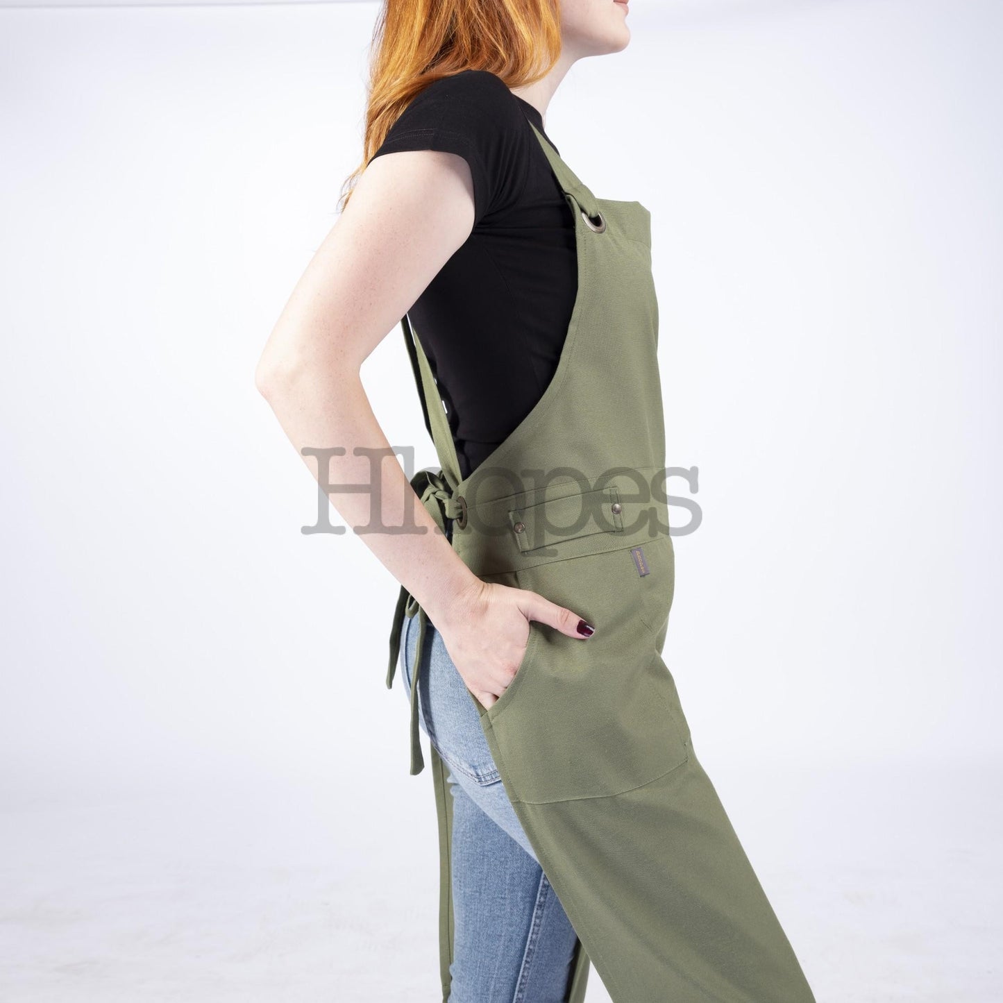 adjustable split leg apron for sculpting