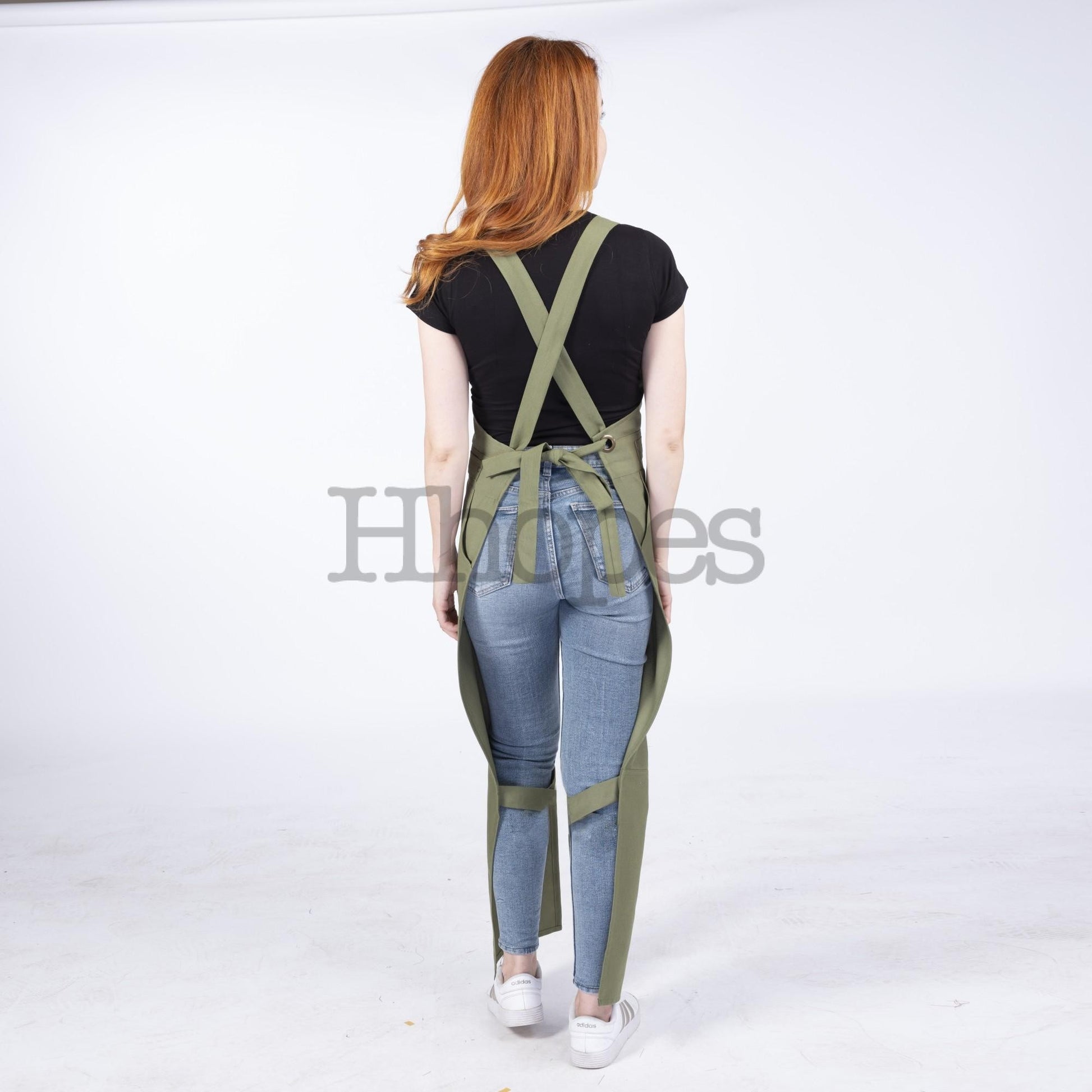 soft-touch fabric apron for messy work